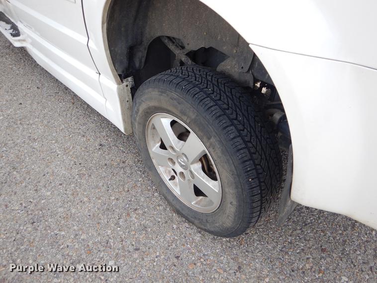 image for item EZ9796 2010 Dodge Grand Caravan SE handicap accessible van