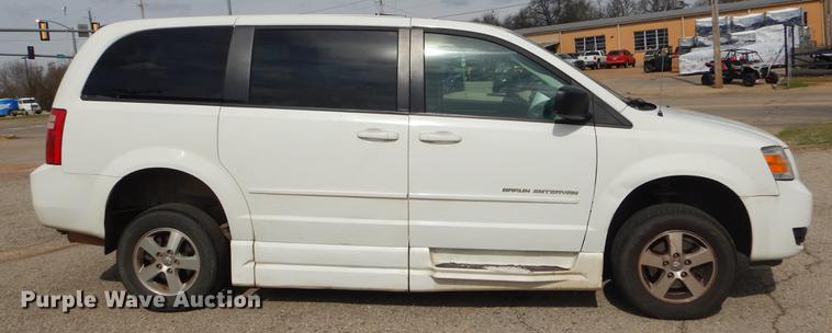 image for item EZ9797 2010 Dodge Grand Caravan SE handicap accessible van