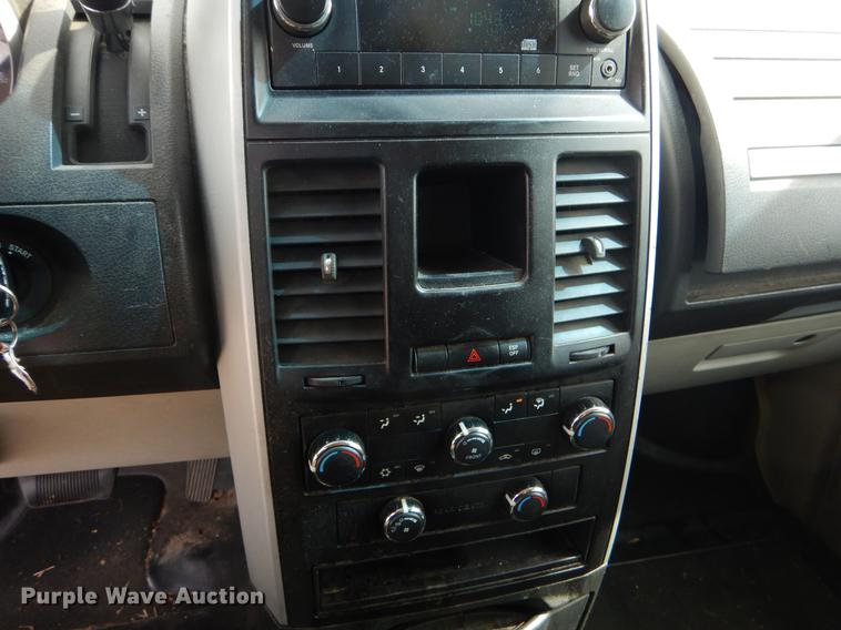 image for item EZ9797 2010 Dodge Grand Caravan SE handicap accessible van