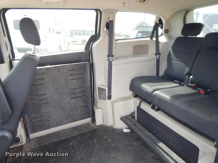 image for item EZ9797 2010 Dodge Grand Caravan SE handicap accessible van