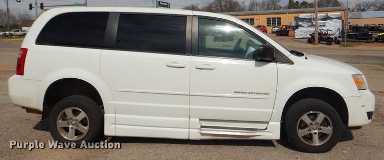 image for item EZ9798 2010 Dodge Grand Caravan SE handicap accessible van
