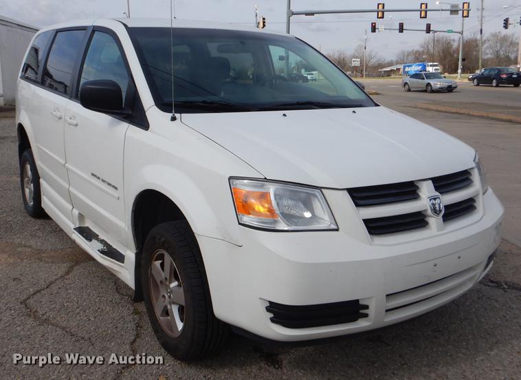 image for item EZ9799 2010 Dodge Grand Caravan SE handicap accessible van