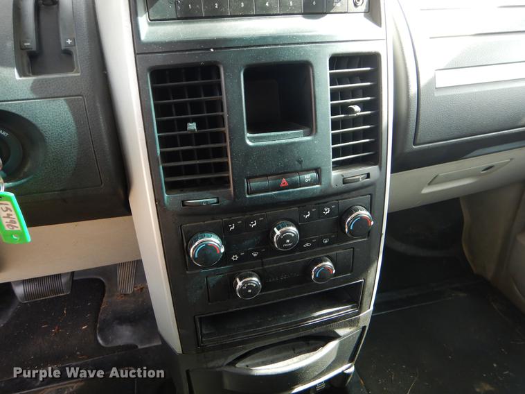 image for item EZ9799 2010 Dodge Grand Caravan SE handicap accessible van