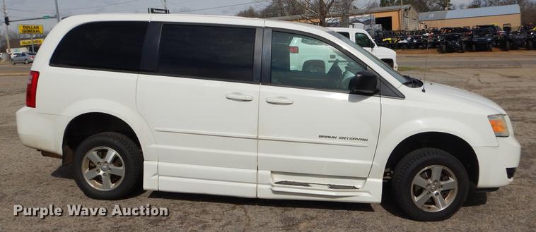 image for item EZ9800 2010 Dodge Grand Caravan SE handicap accessible van