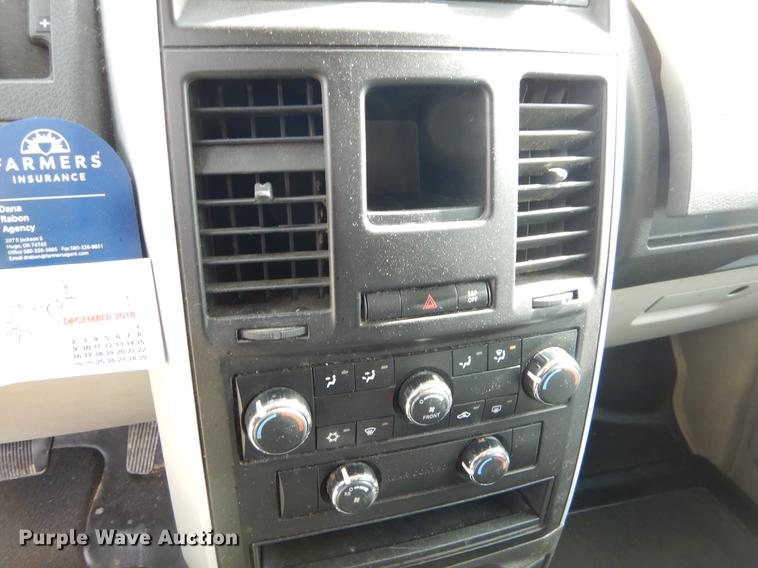 image for item EZ9800 2010 Dodge Grand Caravan SE handicap accessible van