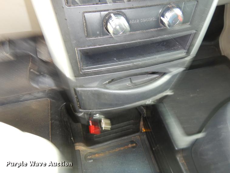 image for item EZ9800 2010 Dodge Grand Caravan SE handicap accessible van