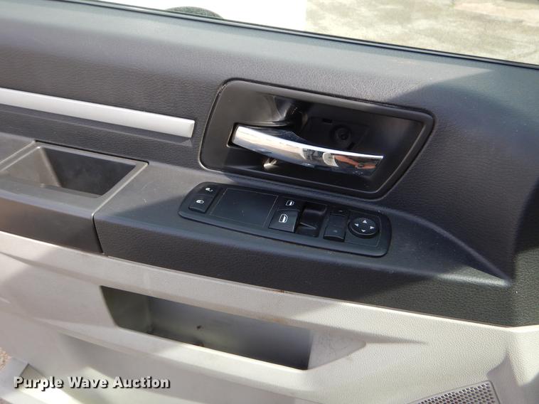 image for item EZ9800 2010 Dodge Grand Caravan SE handicap accessible van