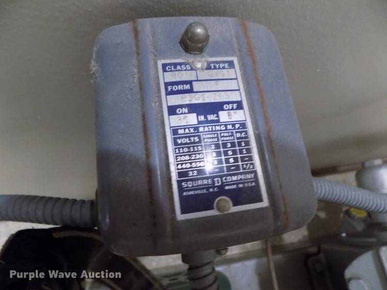 image for item FA9504 Ingersoll Rand V244X2 vacuum pump