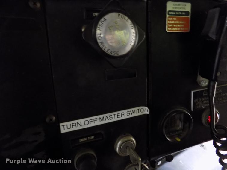 image for item FH9137 1987 International Paystar 5000 F5070 tanker fire truck