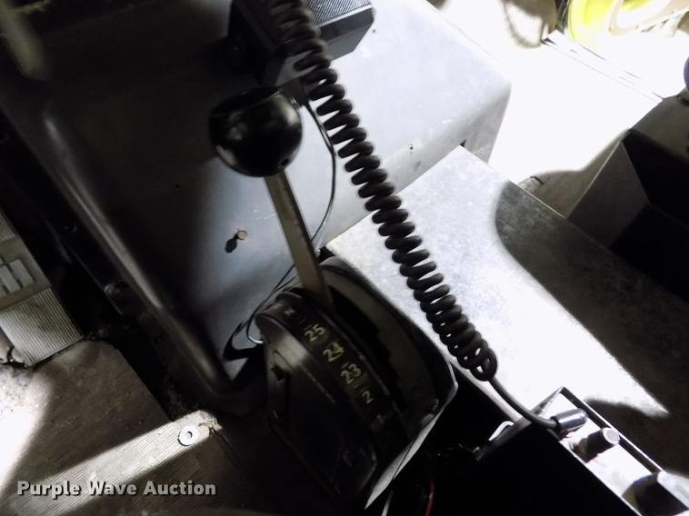 image for item FH9137 1987 International Paystar 5000 F5070 tanker fire truck