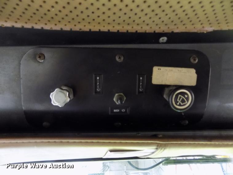 image for item FH9137 1987 International Paystar 5000 F5070 tanker fire truck