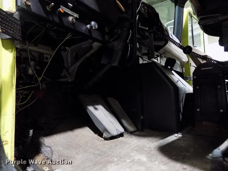 image for item FH9137 1987 International Paystar 5000 F5070 tanker fire truck