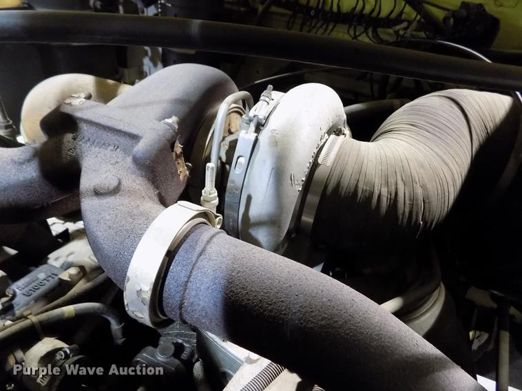 image for item FH9137 1987 International Paystar 5000 F5070 tanker fire truck