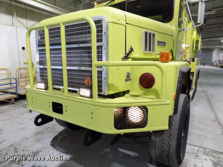 image for item FH9137 1987 International Paystar 5000 F5070 tanker fire truck