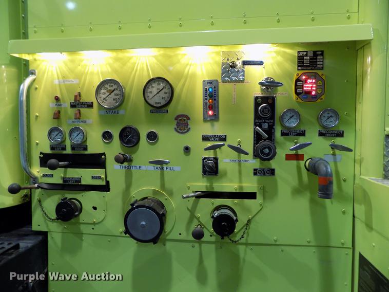 image for item FH9137 1987 International Paystar 5000 F5070 tanker fire truck