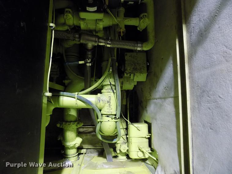 image for item FH9137 1987 International Paystar 5000 F5070 tanker fire truck