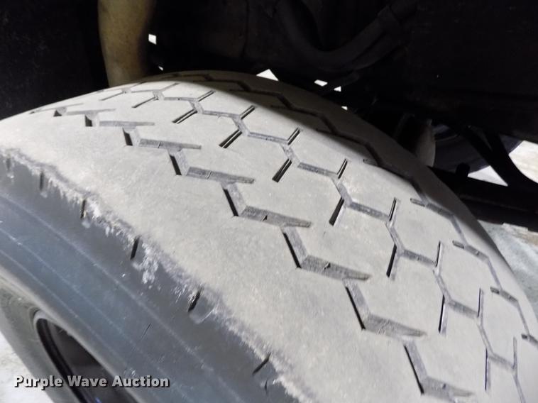 image for item FH9137 1987 International Paystar 5000 F5070 tanker fire truck