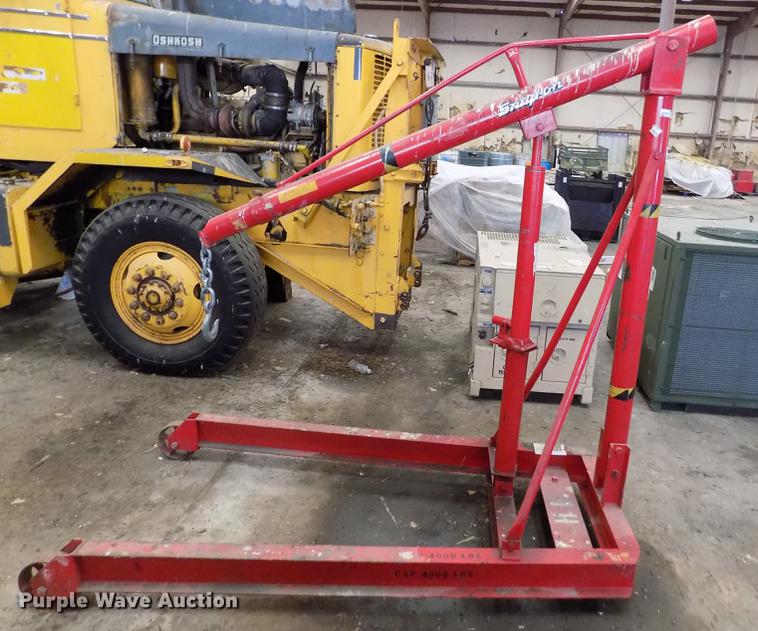 Snapon YA705 engine hoist in Salina, KS Item FH9175 sold Purple Wave
