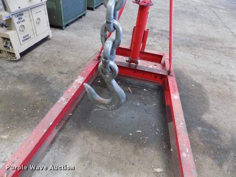 Snapon YA705 engine hoist in Salina, KS Item FH9175 sold Purple Wave