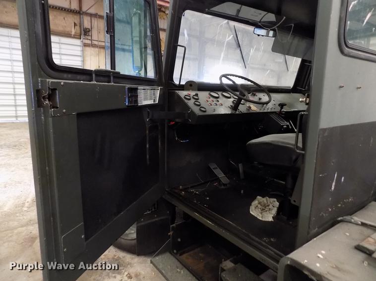 image for item FH9191 1999 Entwistle MB-4 aircraft tug