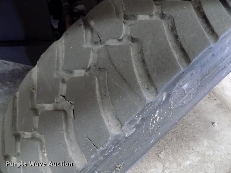 image for item FH9191 1999 Entwistle MB-4 aircraft tug