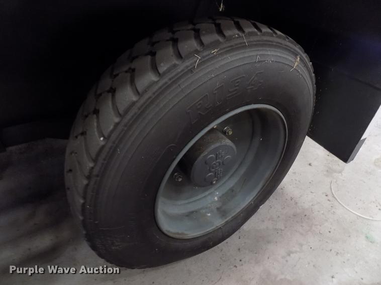 image for item FH9191 1999 Entwistle MB-4 aircraft tug