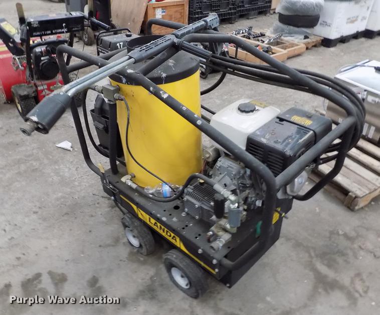 image for item FH9202 Landa MVP4-3000 pressure washer