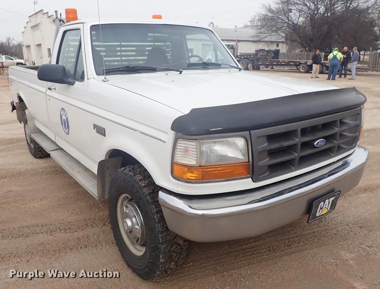 image for item FL9571 1996 Ford F250 pickup truck
