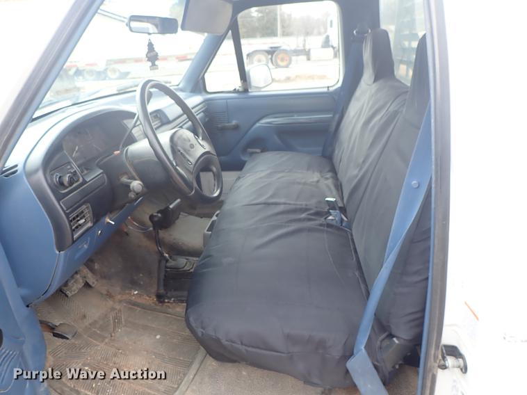 image for item FL9571 1996 Ford F250 pickup truck