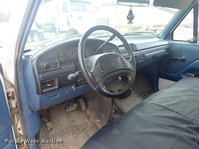 image for item FL9571 1996 Ford F250 pickup truck