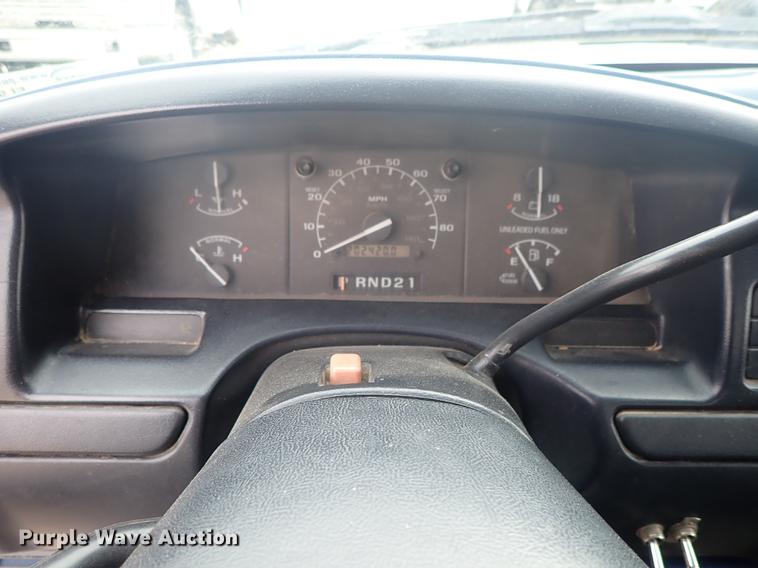 image for item FL9571 1996 Ford F250 pickup truck