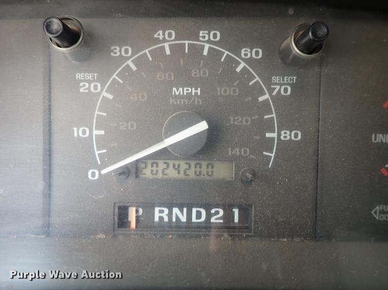 image for item FL9571 1996 Ford F250 pickup truck