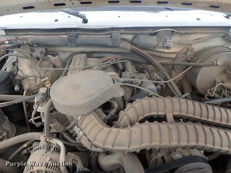 image for item FL9571 1996 Ford F250 pickup truck