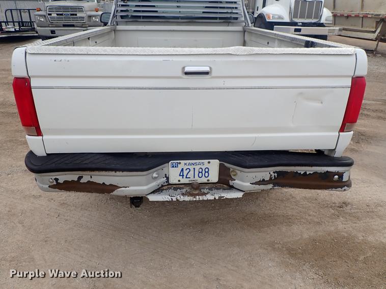 image for item FL9571 1996 Ford F250 pickup truck