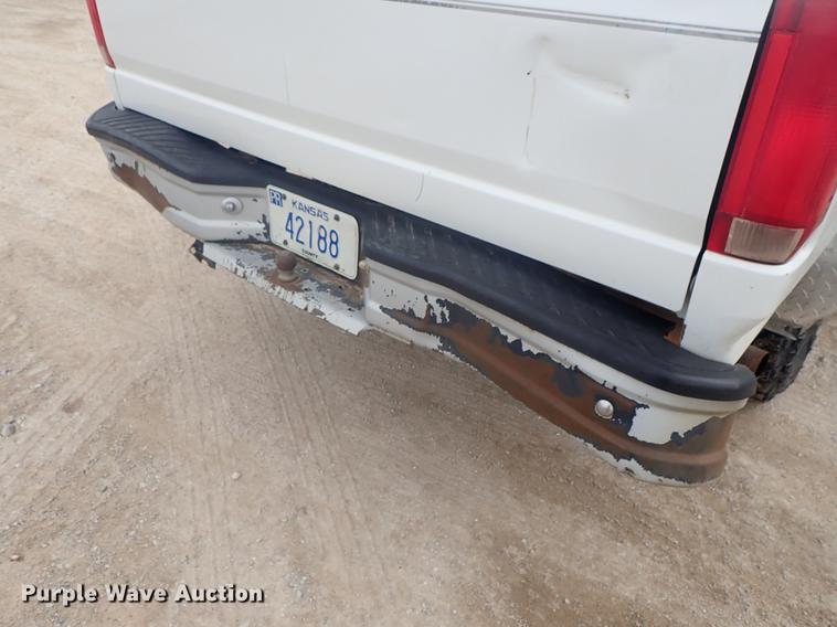 image for item FL9571 1996 Ford F250 pickup truck