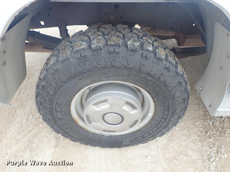 image for item FL9571 1996 Ford F250 pickup truck