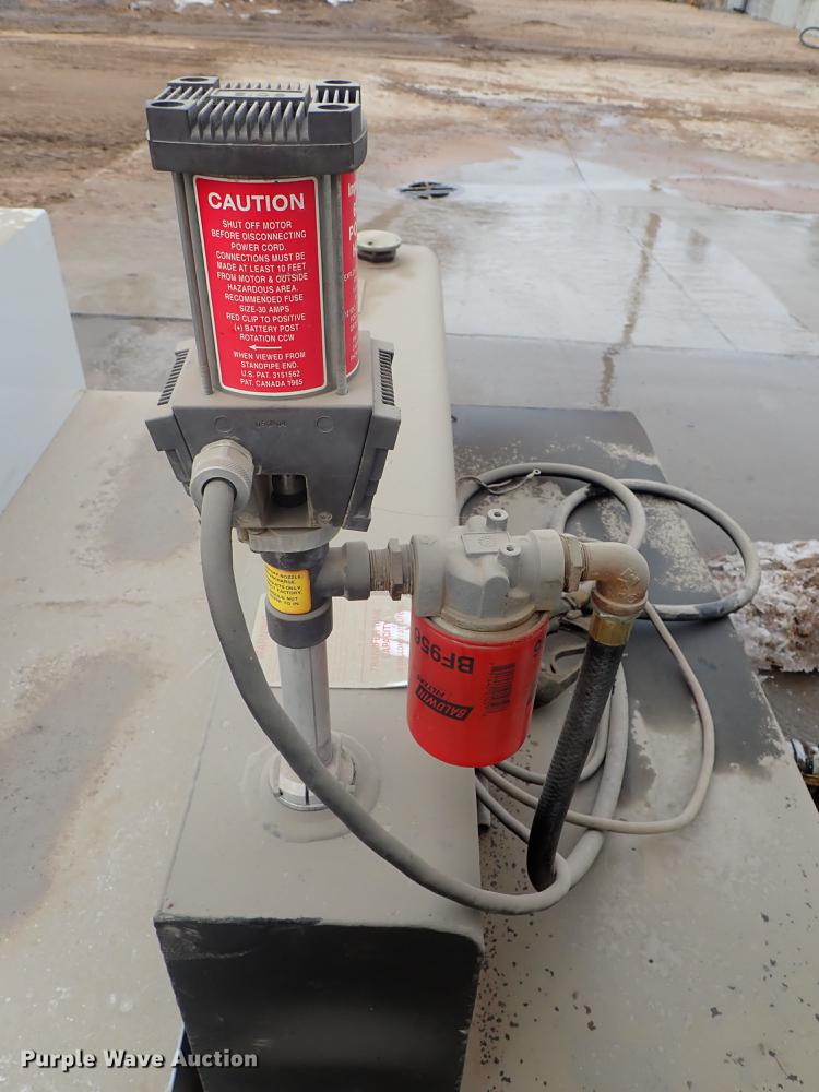 image for item FL9572 (2) L-shaped fuel tanks