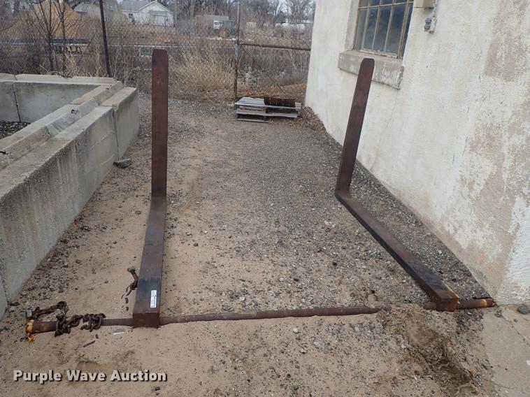 image for item FL9573 Loader forks