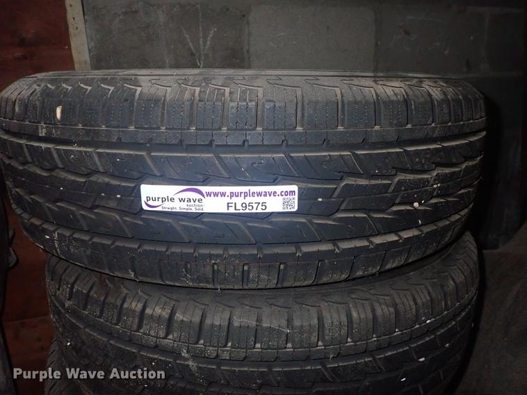image for item FL9575 (4) 245/75R17 tires