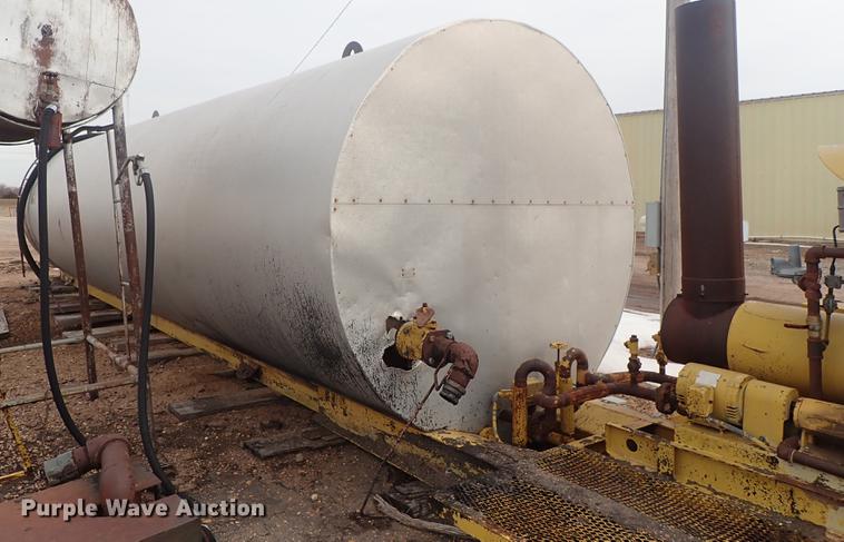 image for item FL9577 Steel oil tank