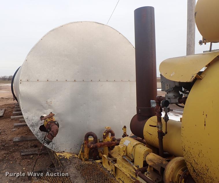 image for item FL9577 Steel oil tank