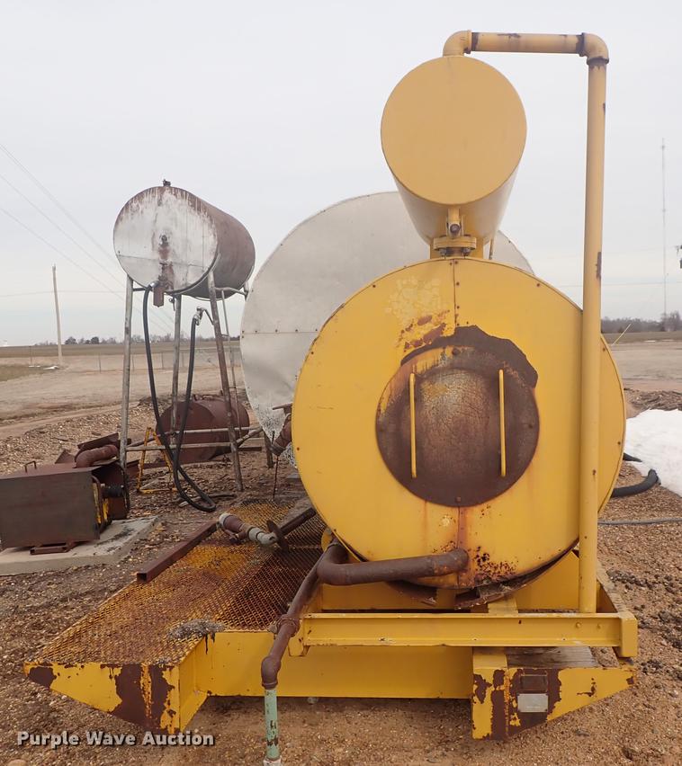 image for item FL9577 Steel oil tank