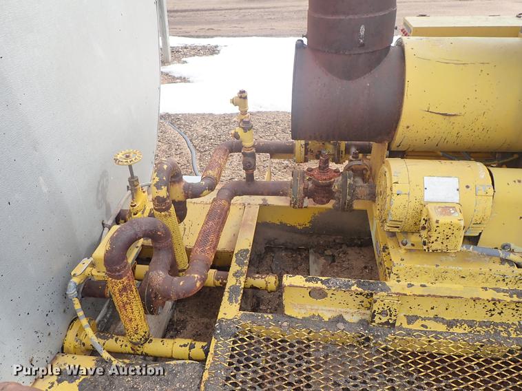 image for item FL9577 Steel oil tank