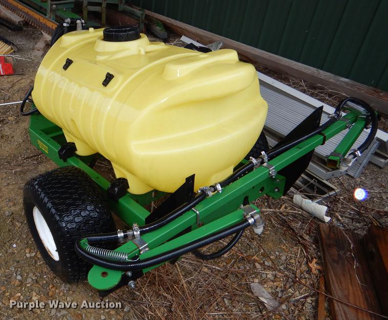 image for item FM9946 John Deere sprayer