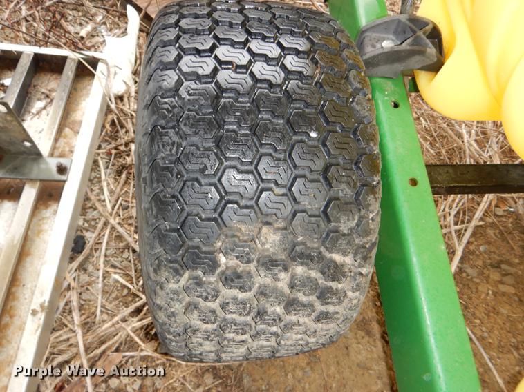 image for item FM9946 John Deere sprayer