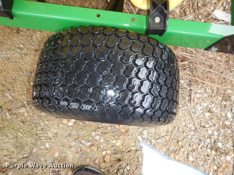 image for item FM9946 John Deere sprayer