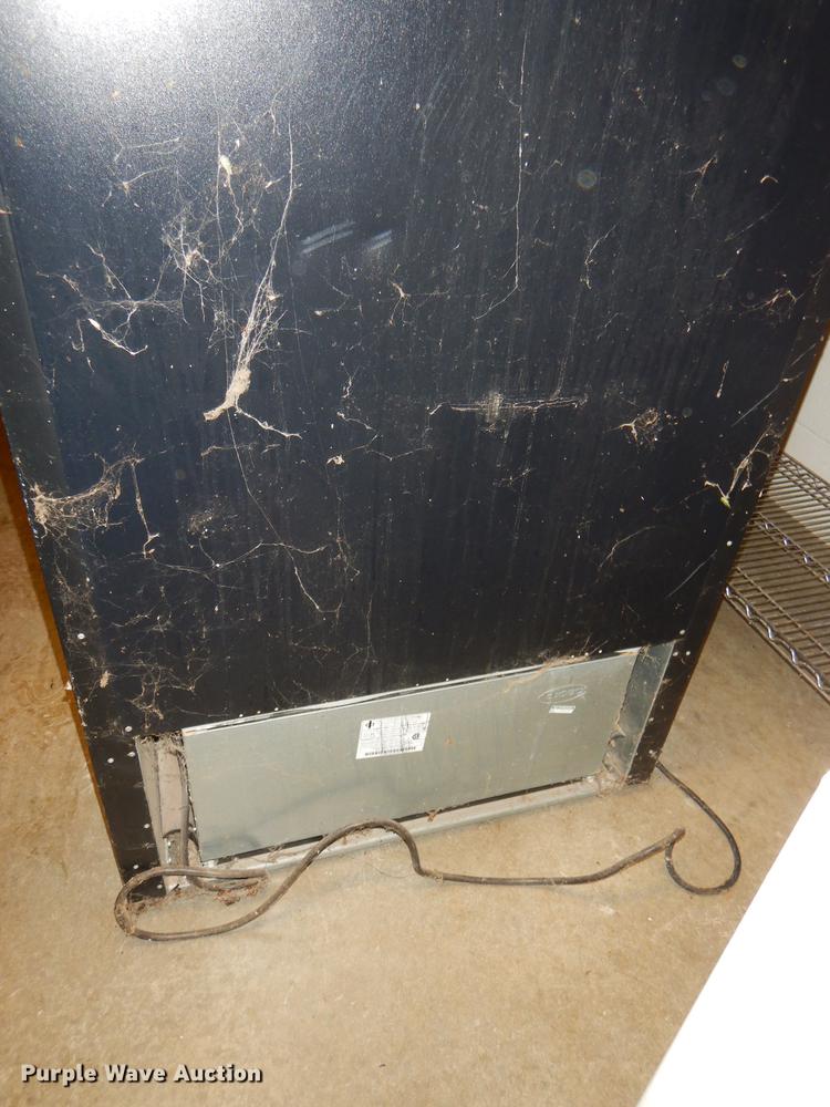 image for item FM9948 Pepsi CD26L1T5 beverage cooler