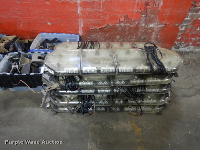 image for item FQ9242 Automotive accessories