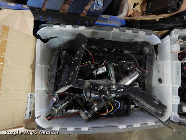 image for item FQ9242 Automotive accessories