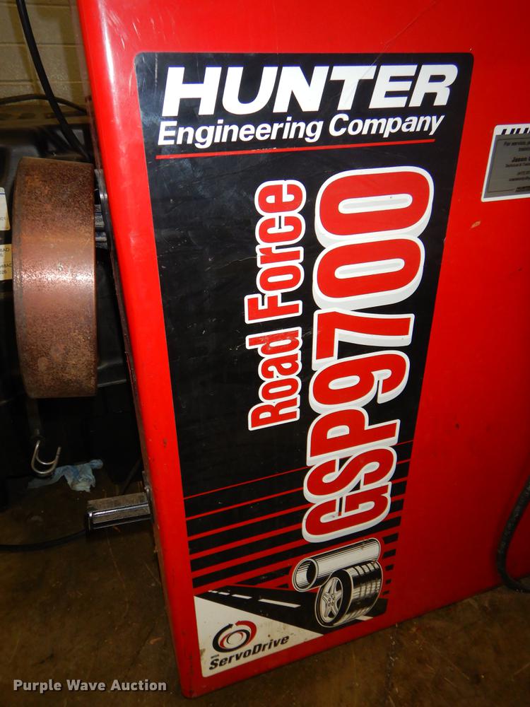 image for item FQ9719 Tire mount and balance equipment